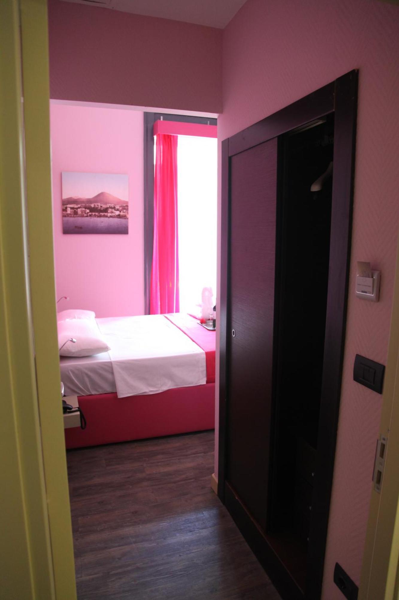 Dolce Vita Rooms Nápoles Exterior foto
